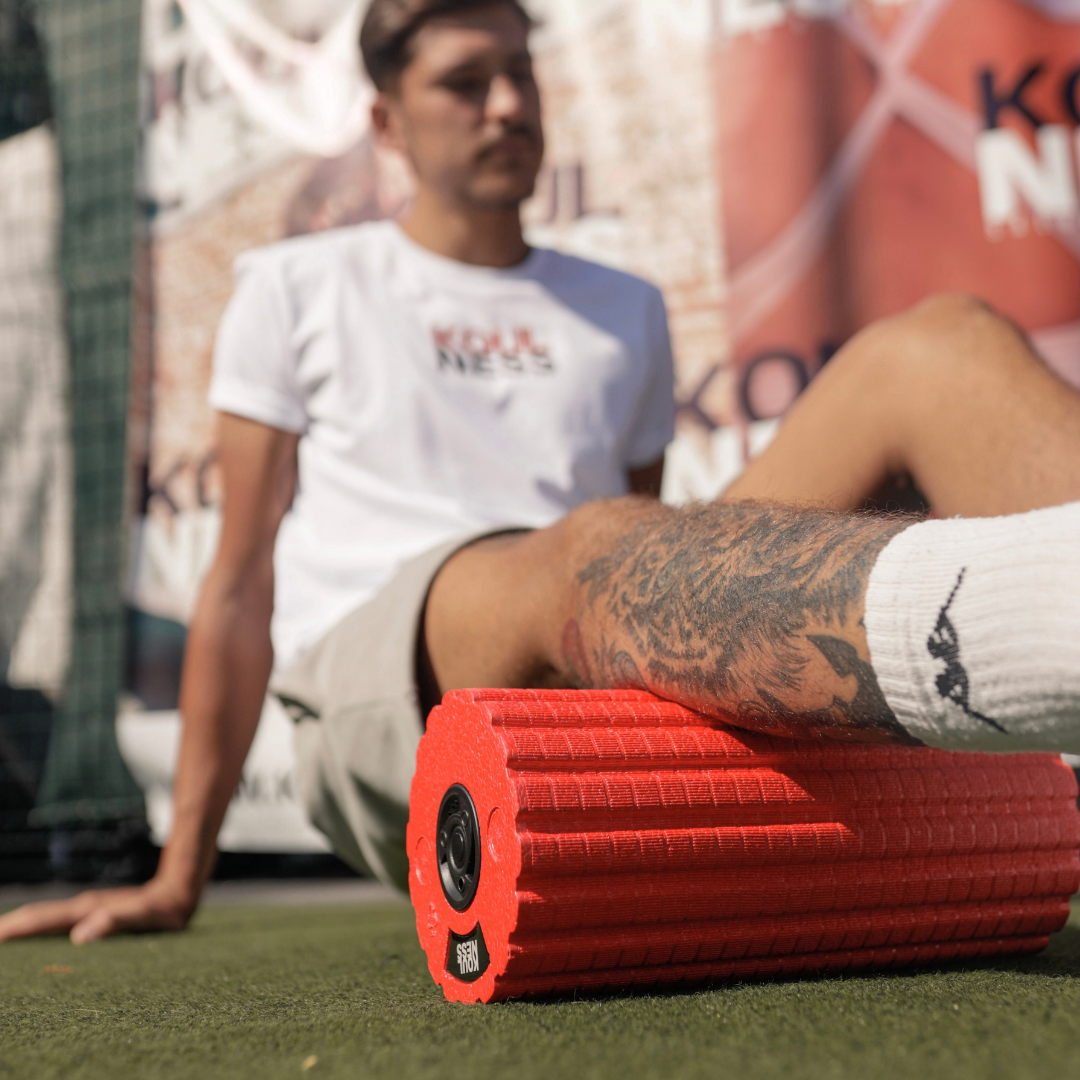 pistola-masaje-koulness-crossfit-fisioterapia-ejercicio-masaje-descarga-musculo-muscular-fitness-recuperacion-flexibilidad-estiramientos-apolo-rojo-nebro-percusion-rehabilitacion-formacion-mejor-barato-foam-roller-vibrador